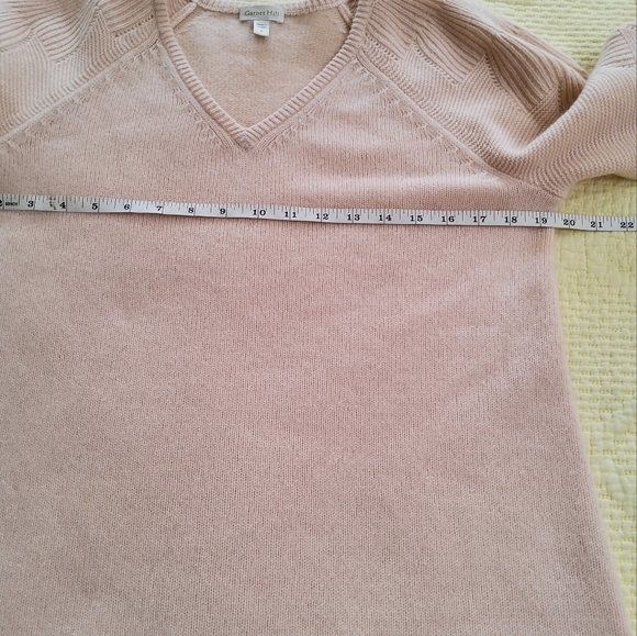 Garnet Hill Shell-Stitch Bell Sleeve Sweater Size Small - Picture 10 of 11